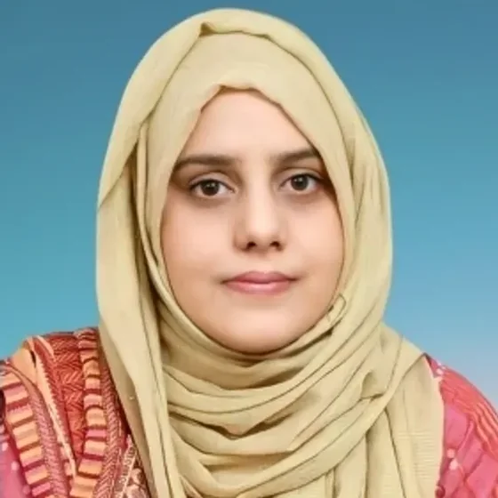 Dr. Ayesha Tariq